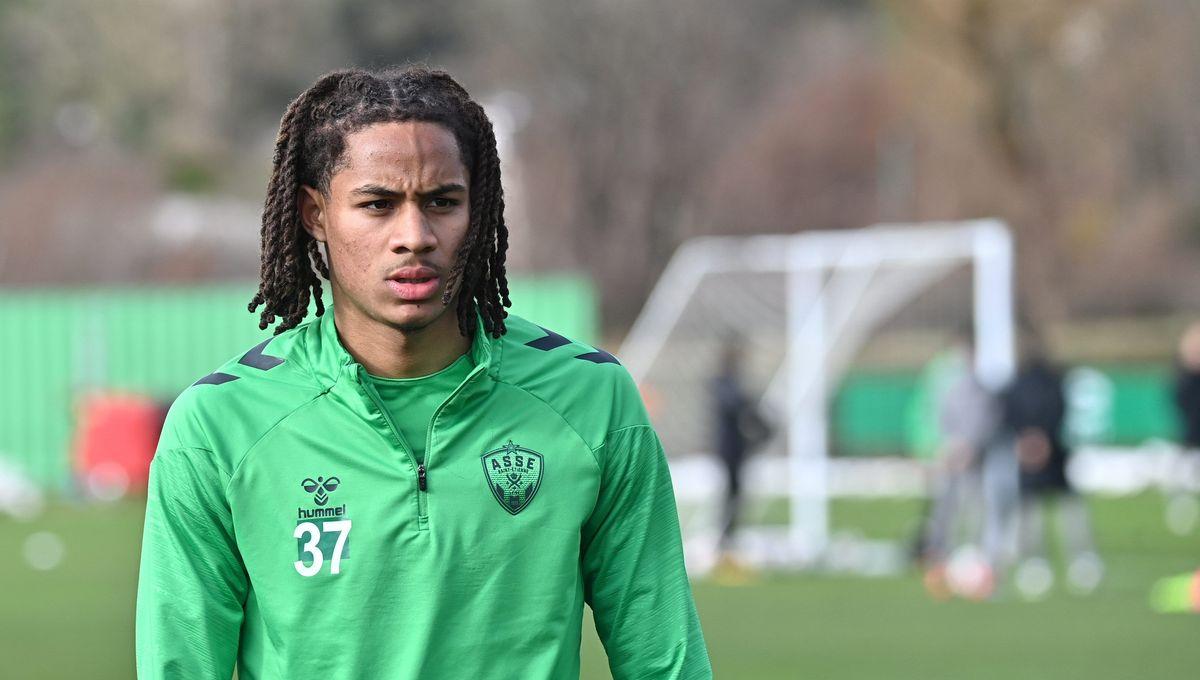 Mathis Amougou fait ses débuts avec Chelsea plus tôt que prévu