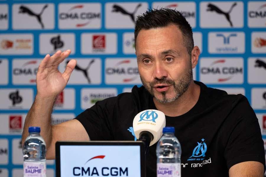 Crise à l’OM, De Zerbi balance tout et « adore les polémiques »