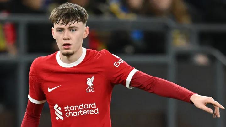 Liverpool : Slot voit en Bradley un potentiel similaire à Hakimi