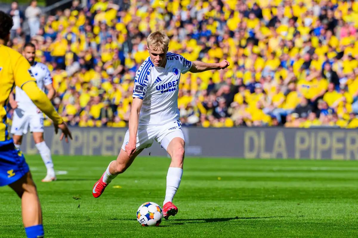 Dortmund et Bayer Leverkusen en compétition pour un jeune prodige danois