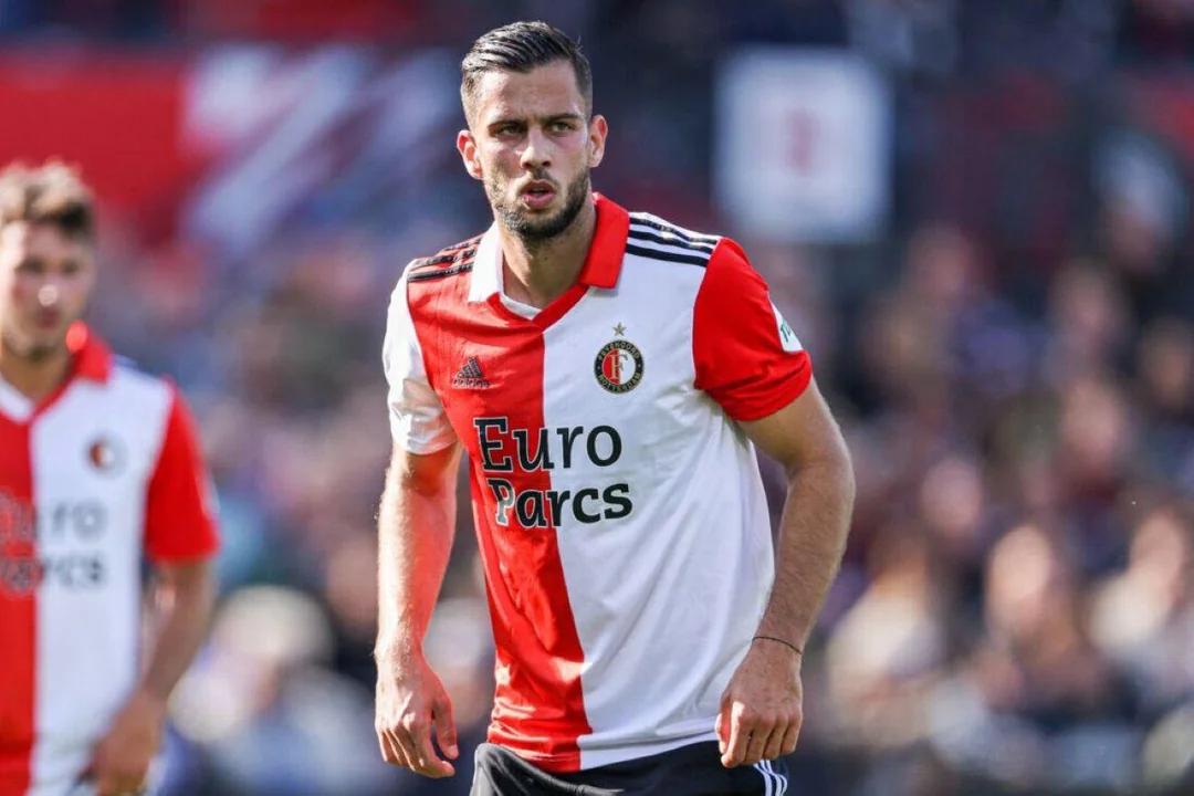 David Hancko, le défenseur star de l’Eredivisie, surprend l’Europe et s’envole vers l’Arabie Saoudite