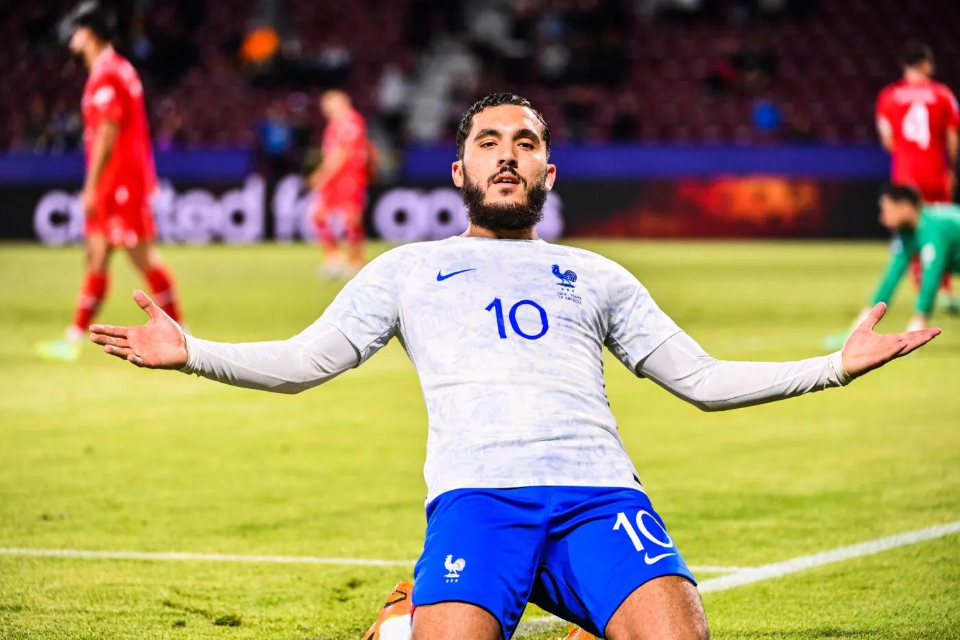 Rayan Cherki dément tout contact officiel avec l’Algérie ou l’Italie
