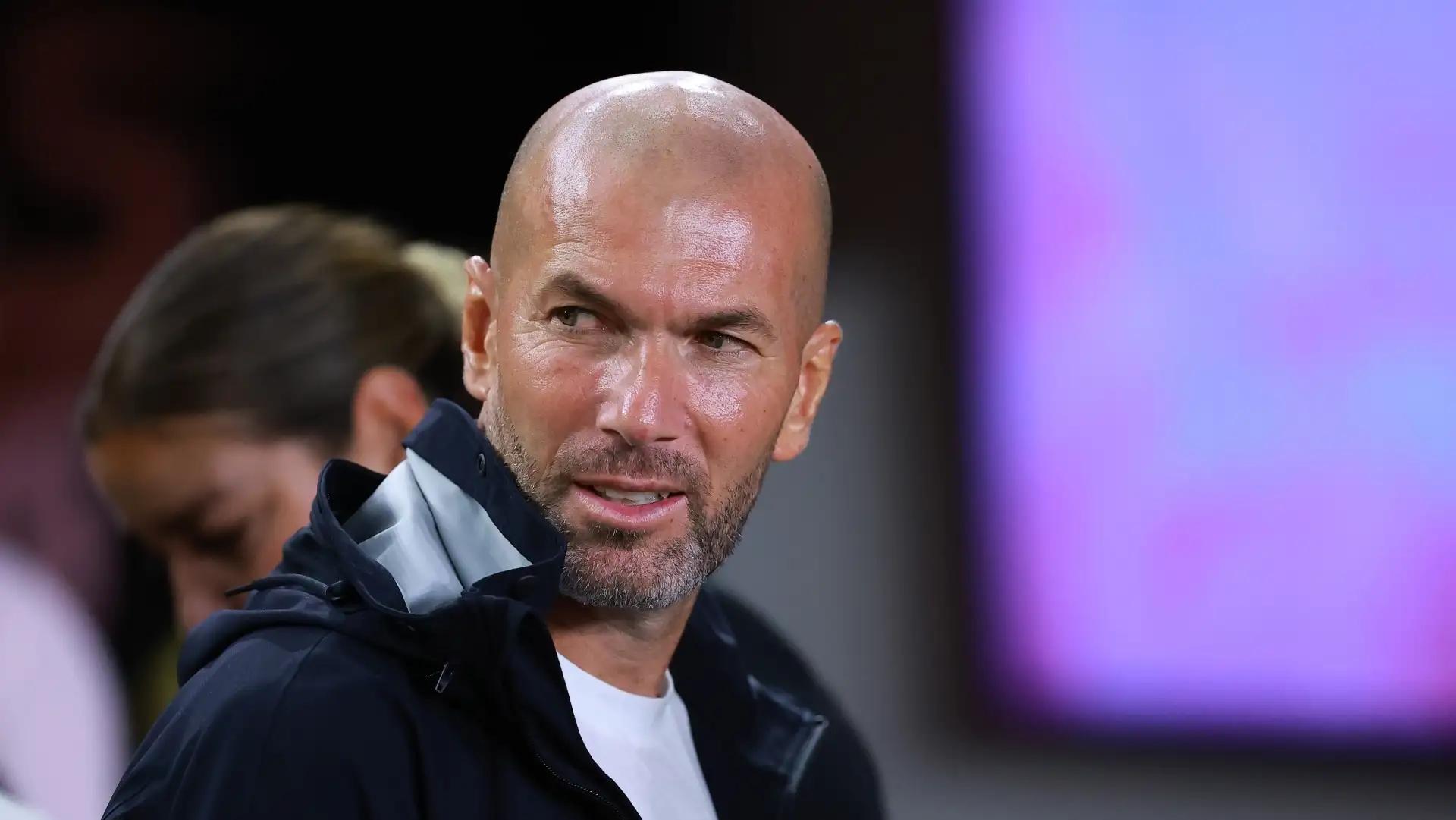 France : Deschamps sur la sellette, Zidane réclamé avec insistance