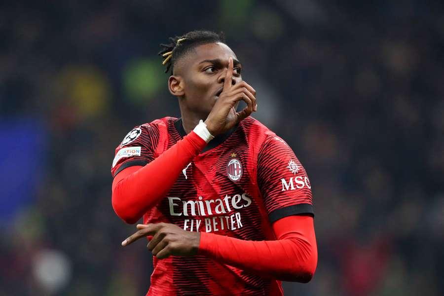 Mercato PSG : Rafael Leão, l'Ancien Protégé de Luis Campos, Disponible pour 60 M€ ? Une Piste Relancée pour Paris ?