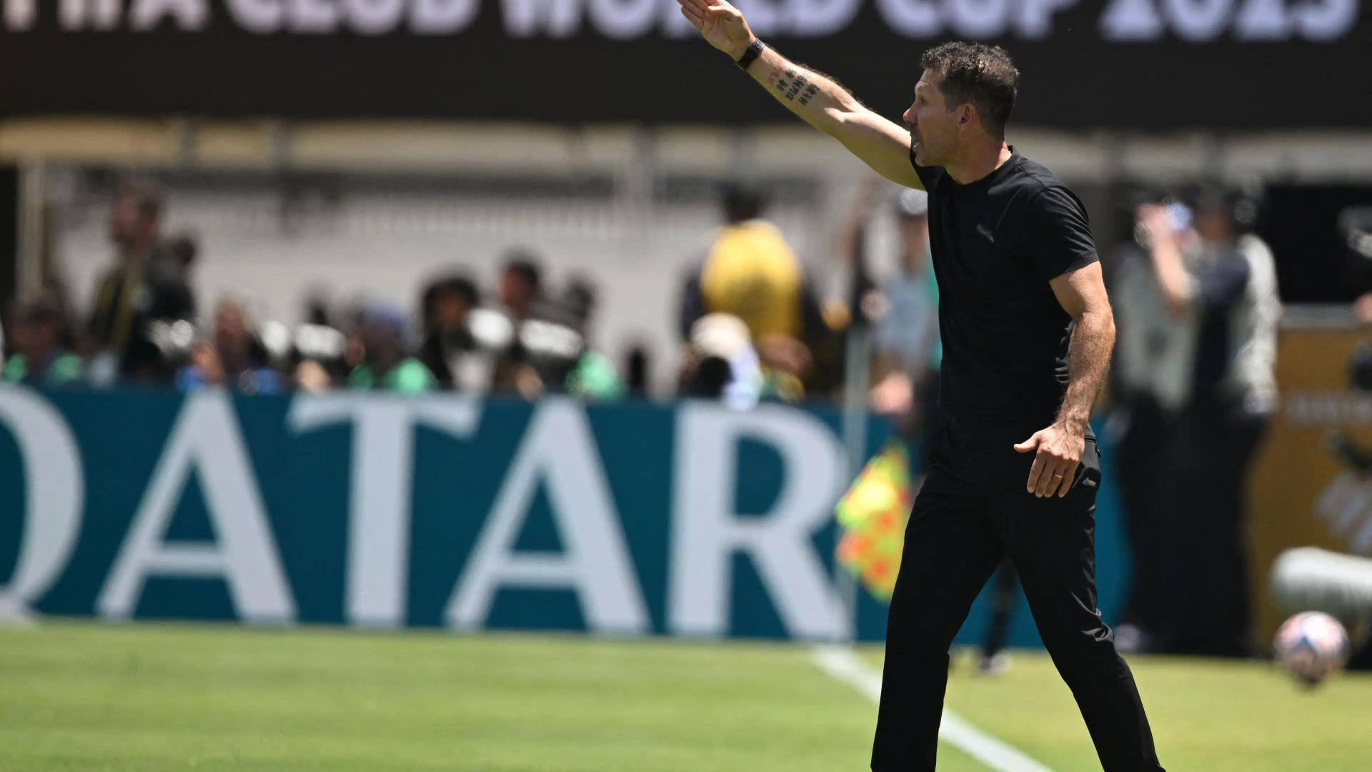 Coupe du Monde des Clubs : Simeone critique le mercato du PSG et l'arbitrage
