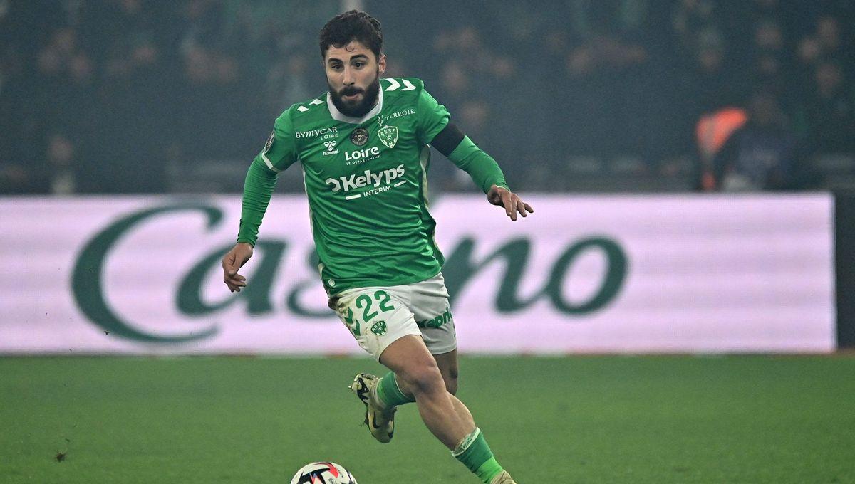 Mercato ASSE : Zuriko Davitashvili, un talent à 10 M€, convoité en Ligue 1