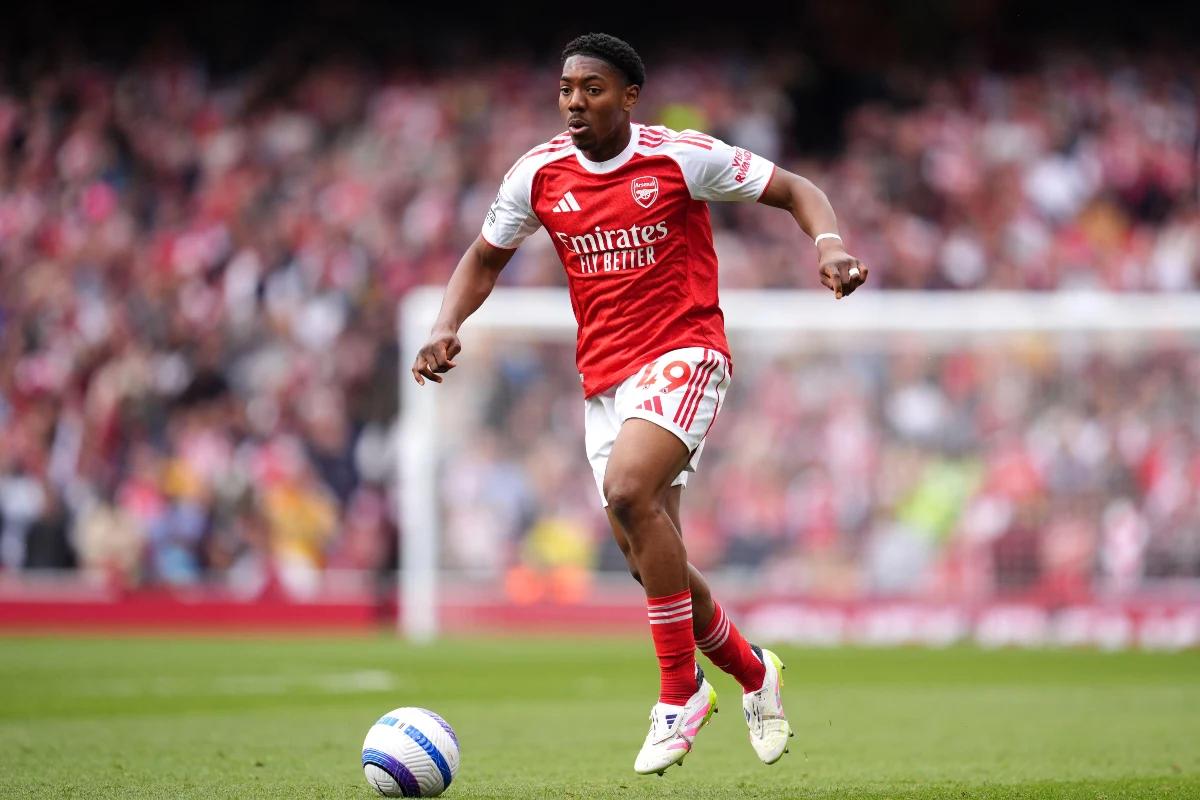 Arsenal et Arteta Blindent leur Pépite Myles Lewis-Skelly