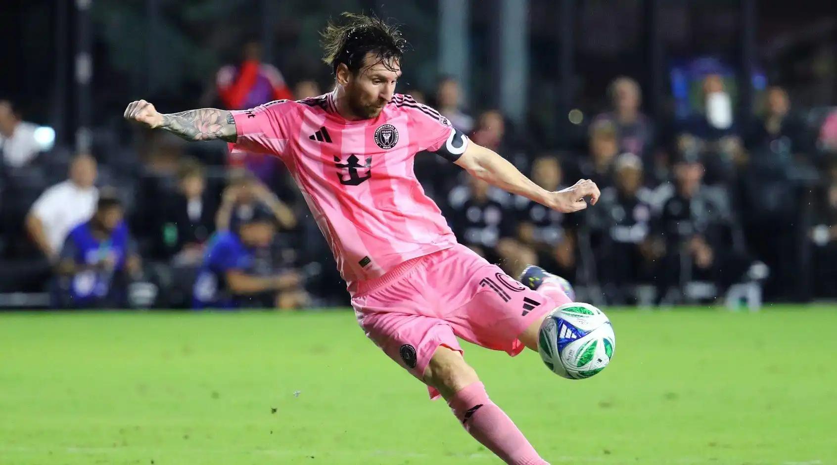 Mercato : Après Cristiano Ronaldo, Lionel Messi Reçoit une Offre "Mirobolante" de l'Arabie Saoudite !