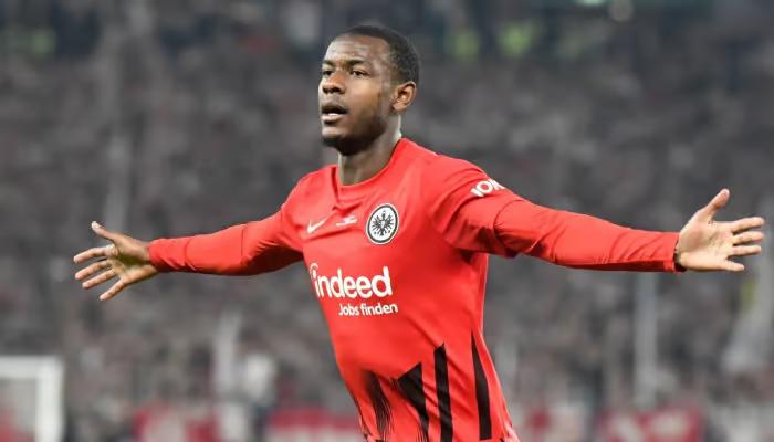Mercato Arsenal : Un International Ivoirien de la Roma pour Renforcer la Défense ?
