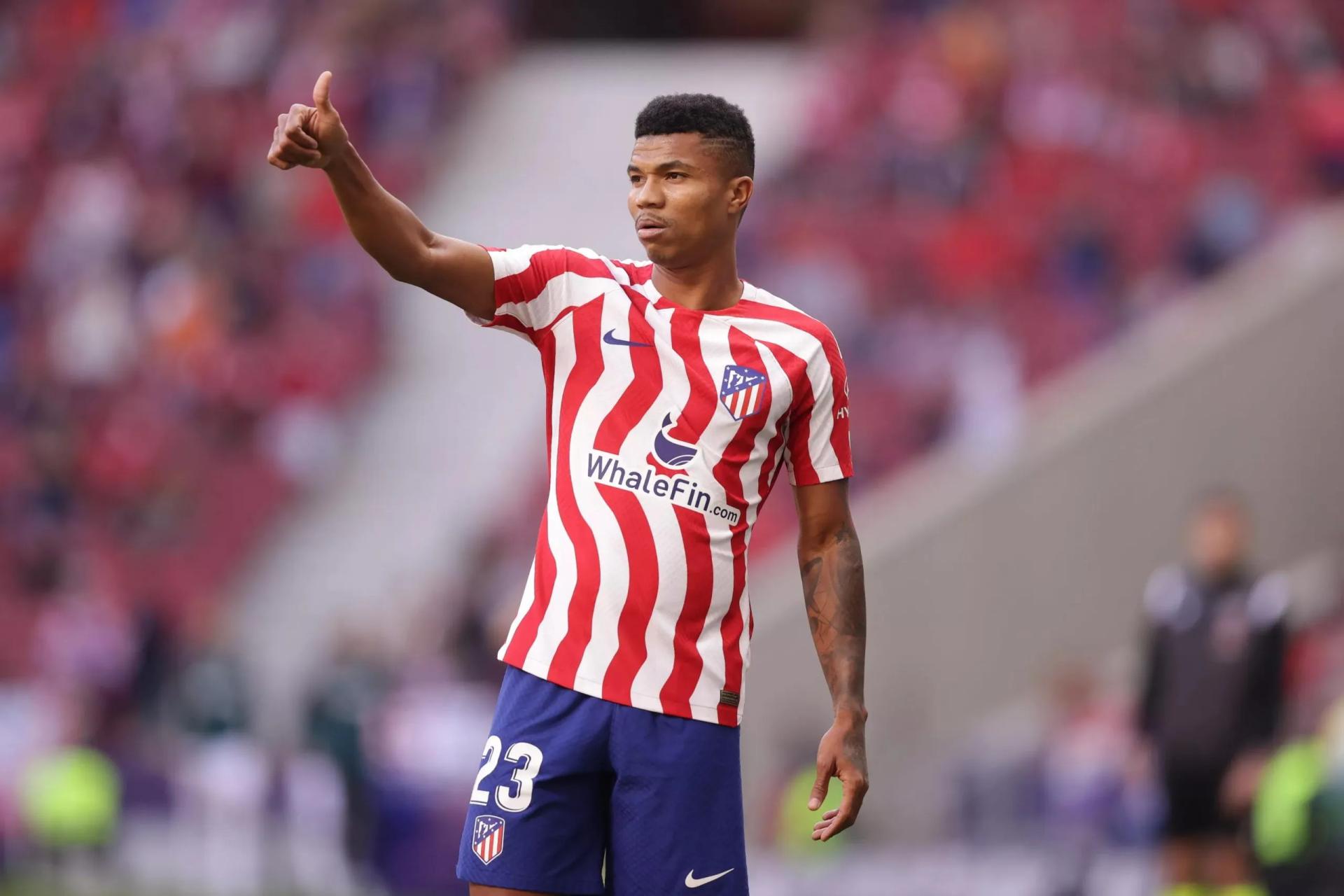 Mercato Sunderland : Un Défenseur de l'Atlético Madrid, Reinildo, dans le Viseur !