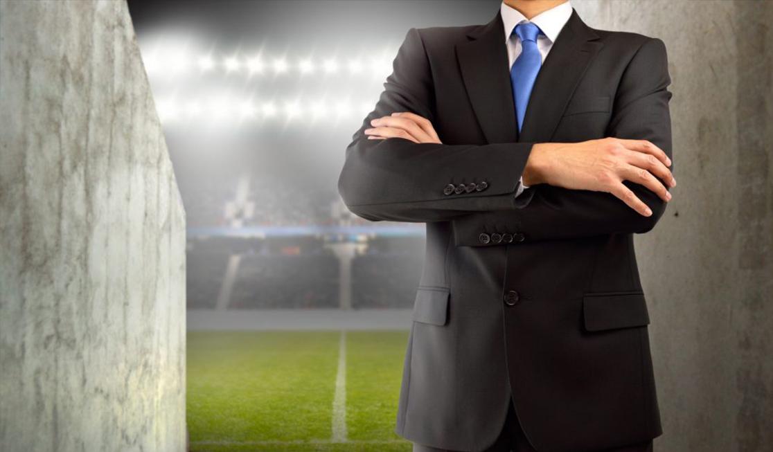 Enquête sur le Rôle des Agents dans le Football Moderne